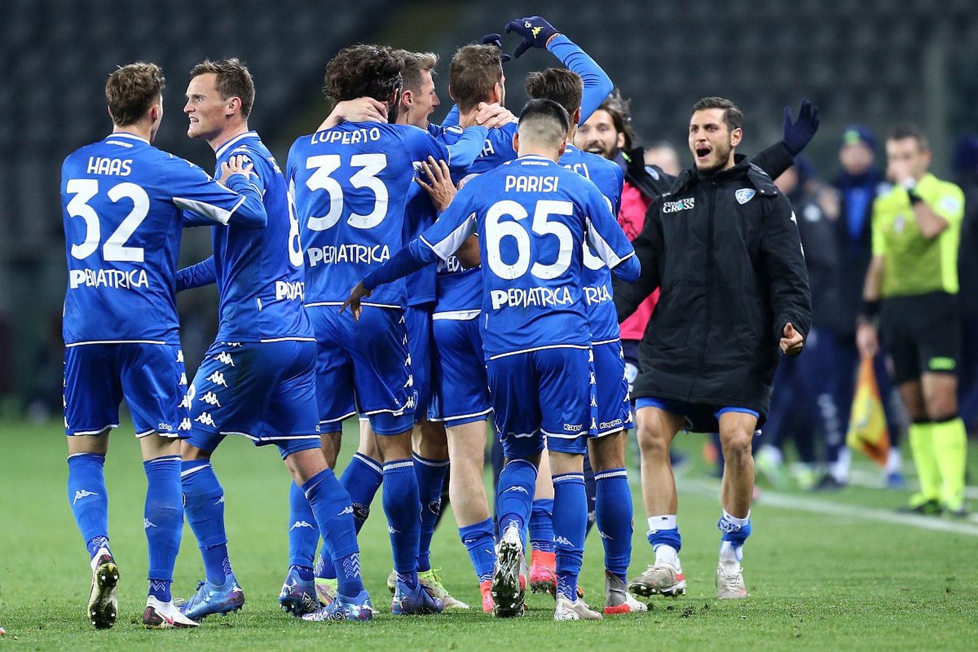 随着六大豪 随着六大豪